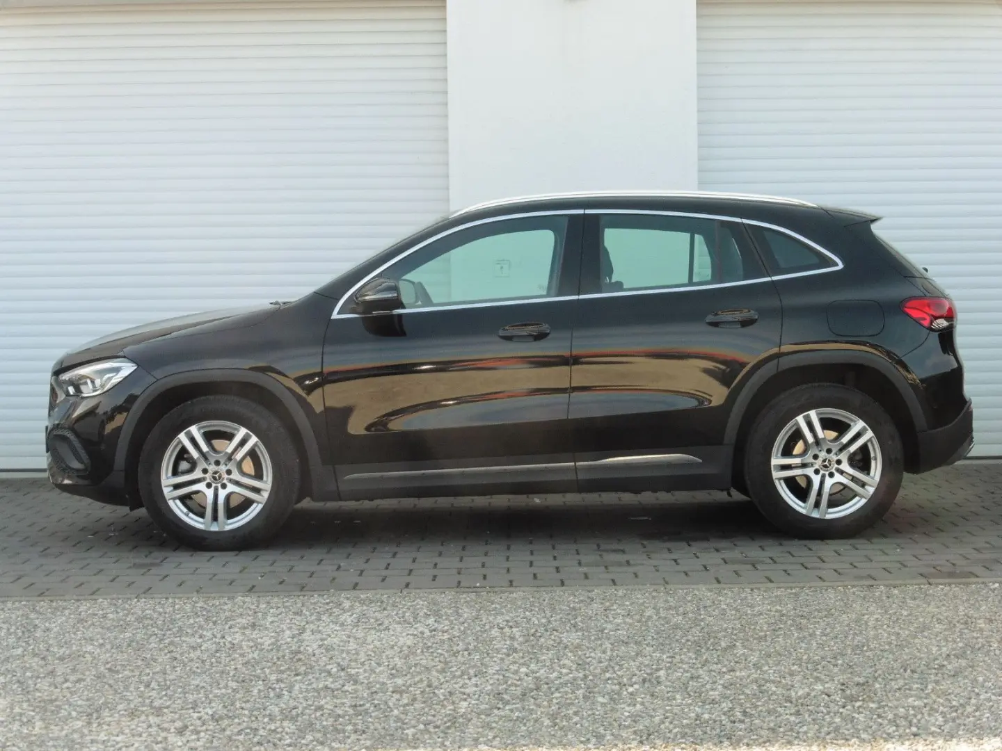 GLA 200 d DCT WIDE LED Navi Kamera 18  1-Hand