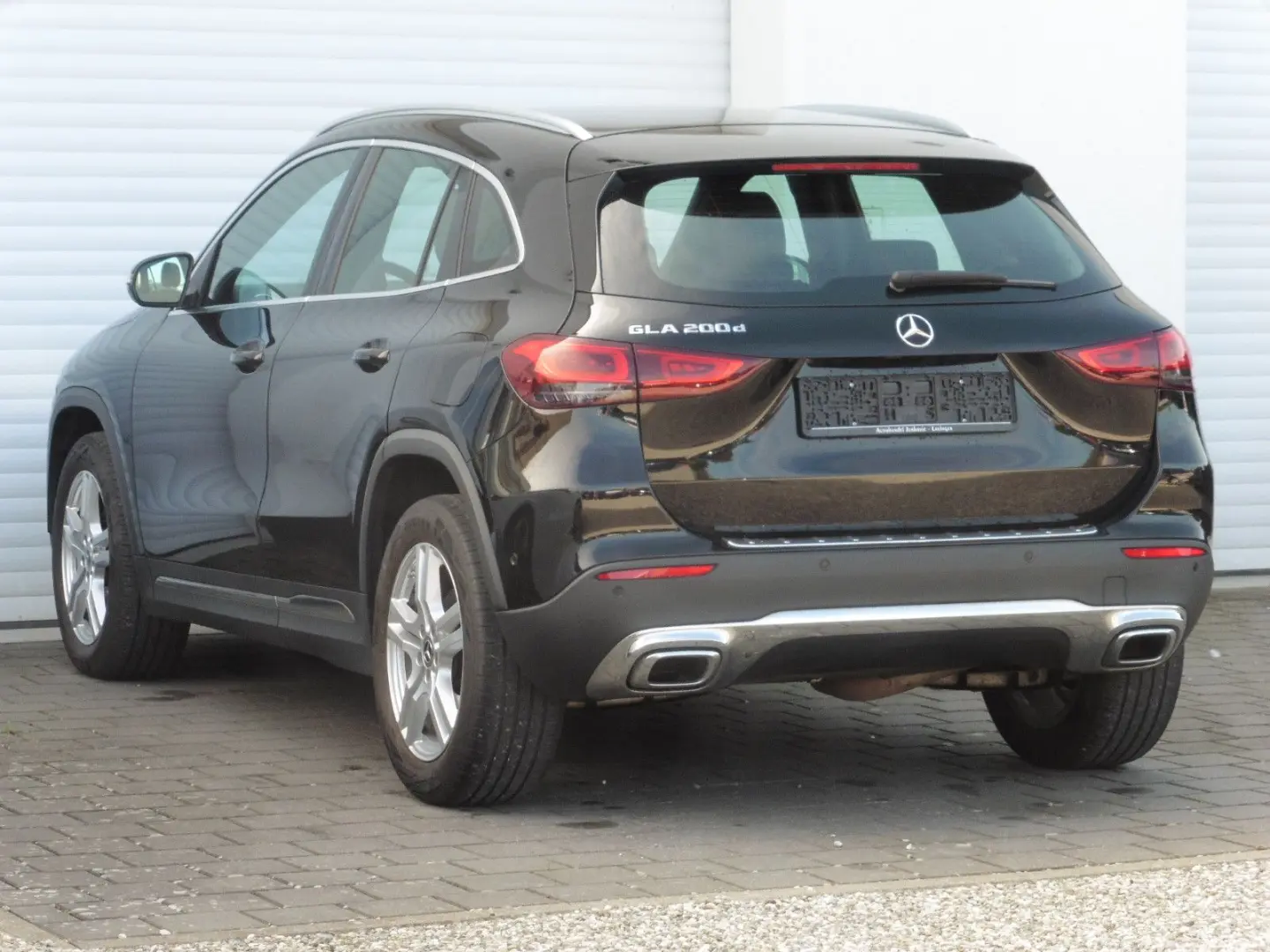 GLA 200 d DCT WIDE LED Navi Kamera 18  1-Hand