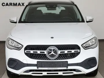 GLA 200 d T.Leder Navi Kamera ACC Panorama AHK