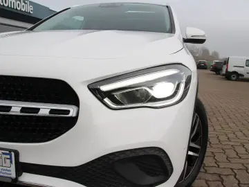 GLA 200 LED MBUX-Widescreen Spurhalte Pano AHK