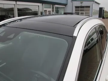 GLA 200 LED MBUX-Widescreen Spurhalte Pano AHK