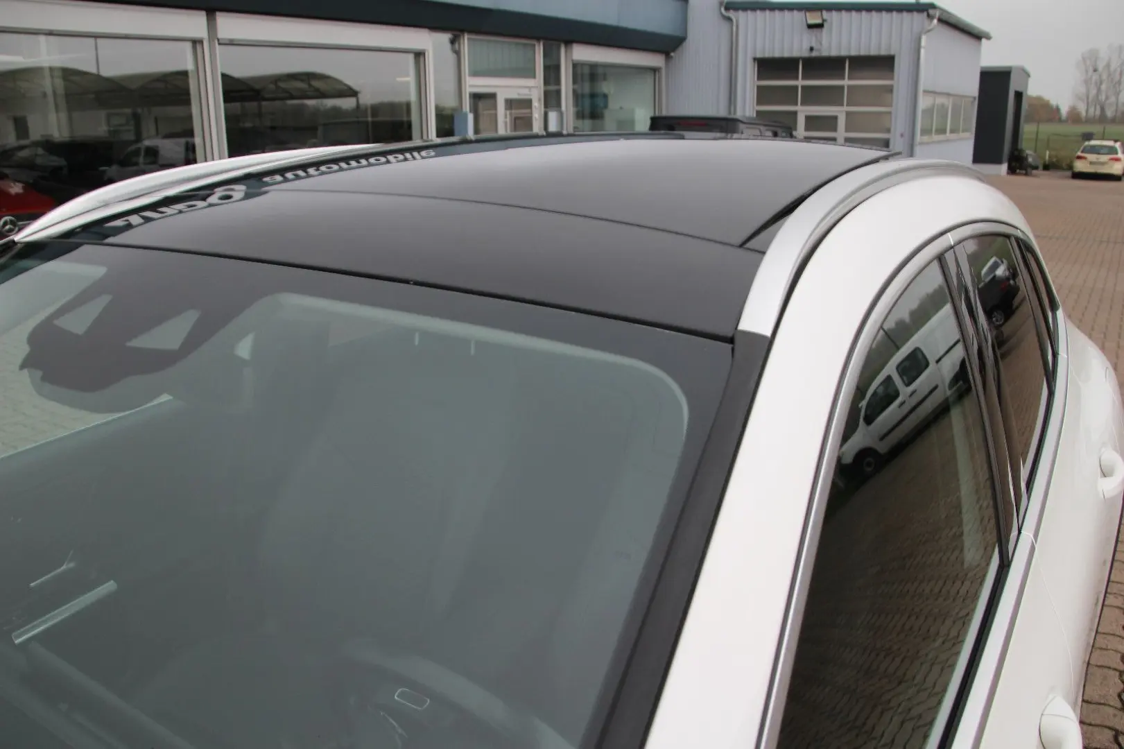 GLA 200 LED MBUX-Widescreen Spurhalte Pano AHK