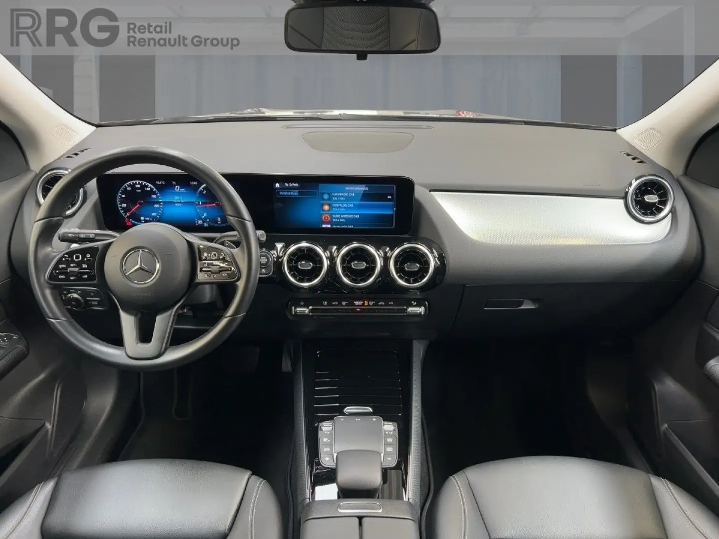 GLA 180 d STYLE AUTOMATIK LED NAVI KAMERA
