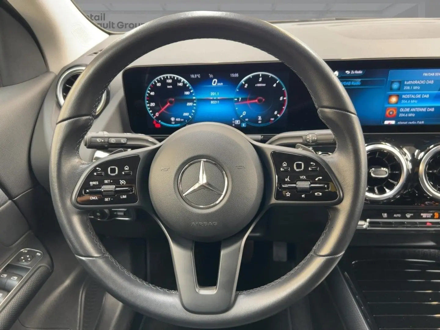 GLA 180 d STYLE AUTOMATIK LED NAVI KAMERA