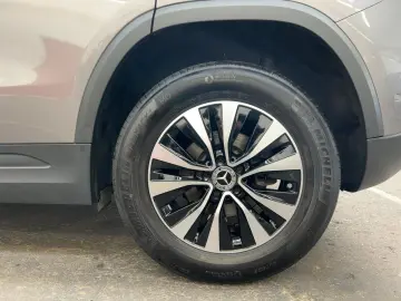 GLA 180 d STYLE AUTOMATIK LED NAVI KAMERA