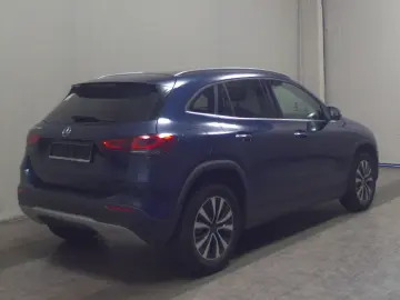 GLA 250 e Style T-Leder Navi Multibeam 360  RfK