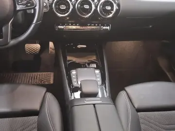 GLA 250 e Style T-Leder Navi Multibeam 360  RfK