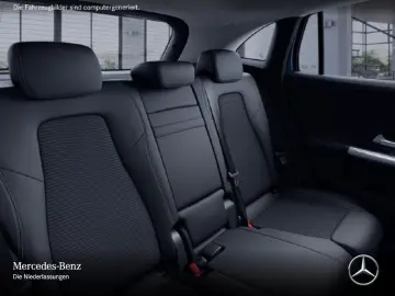 GLA 200 d Prog Mbeam AHK CarPlay Kam Ambi