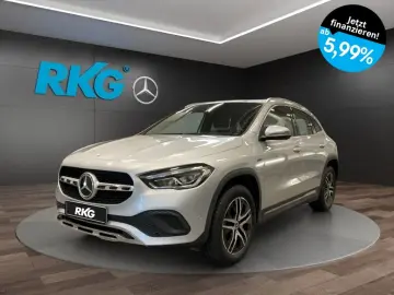 GLA 250 e PROGRESSIVE SPURPAKET PARKASSIST SHZ