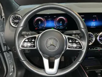 GLA 250 e PROGRESSIVE SPURPAKET PARKASSIST SHZ