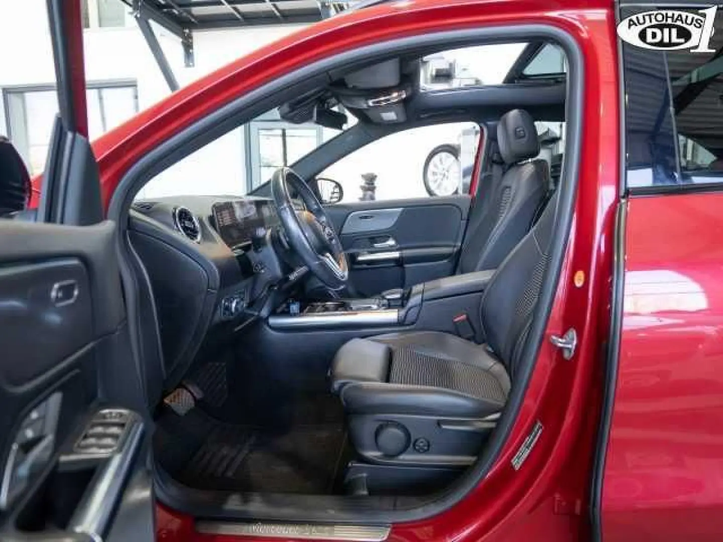 GLA 200 d 8G-DCT  1.Hd. PANO NIGHT RFK DISTR.