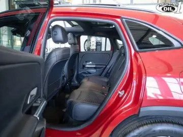 GLA 200 d 8G-DCT  1.Hd. PANO NIGHT RFK DISTR.