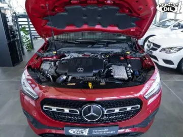 GLA 200 d 8G-DCT  1.Hd. PANO NIGHT RFK DISTR.