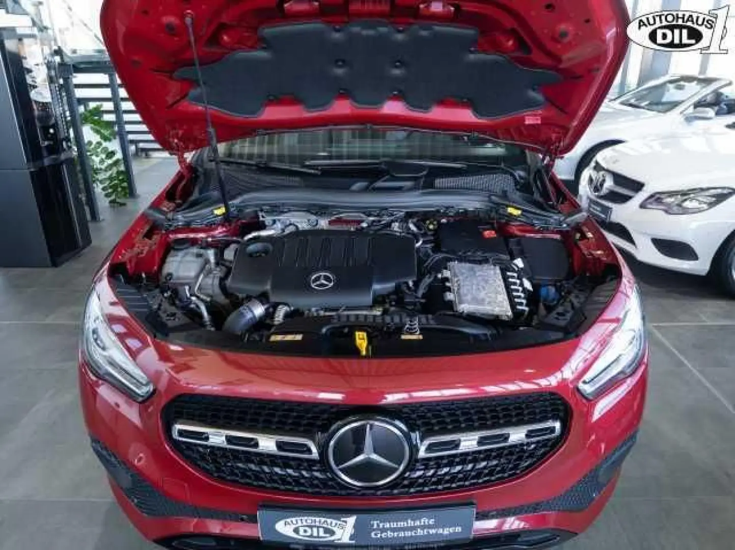 GLA 200 d 8G-DCT  1.Hd. PANO NIGHT RFK DISTR.