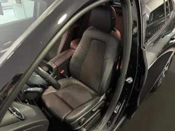 GLA 250 e  DIST KAMERA NIGHT SITZHEIZUNG