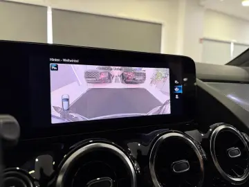 GLA 250 e  DIST KAMERA NIGHT SITZHEIZUNG