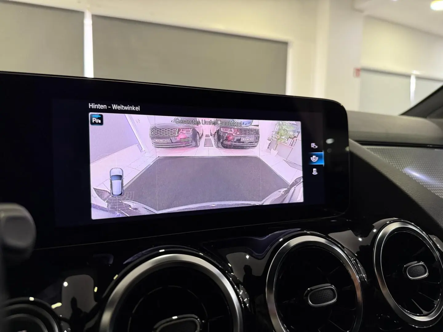 GLA 250 e  DIST KAMERA NIGHT SITZHEIZUNG