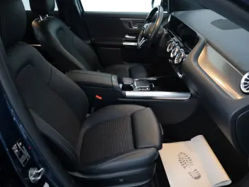 GLA 200d Style  4Matic NAVI LED T.Leder Pano