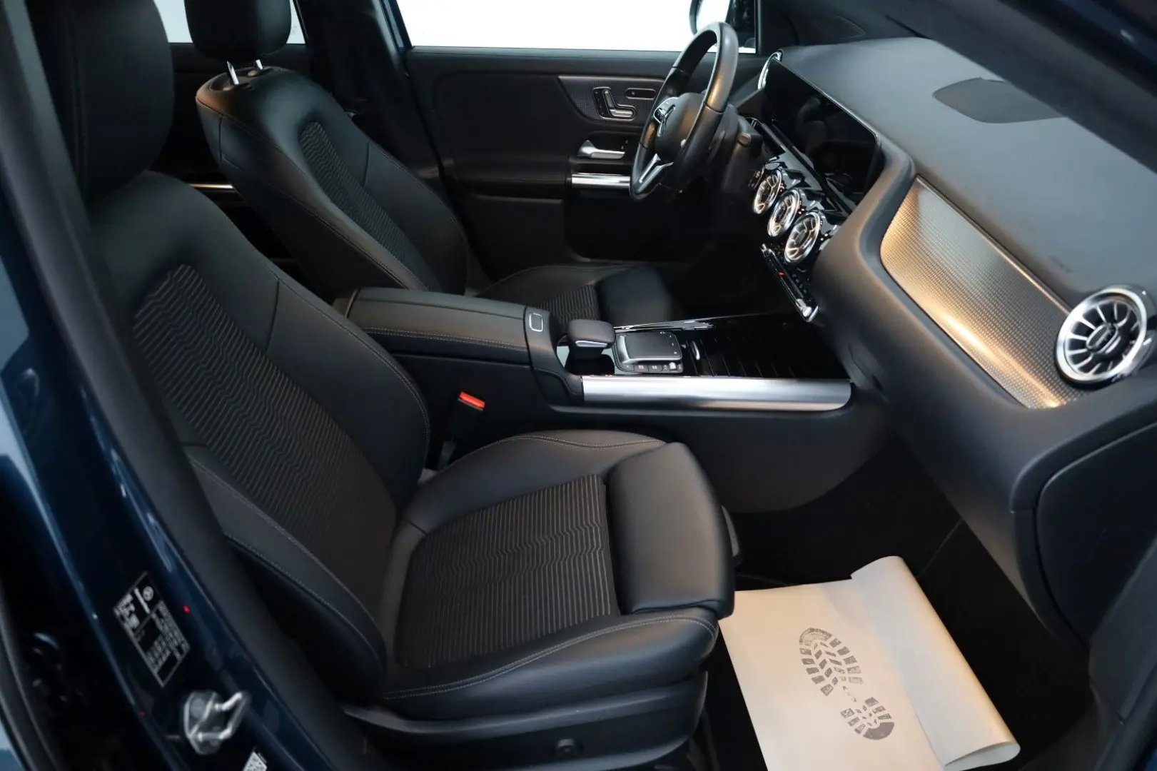 GLA 200d Style  4Matic NAVI LED T.Leder Pano