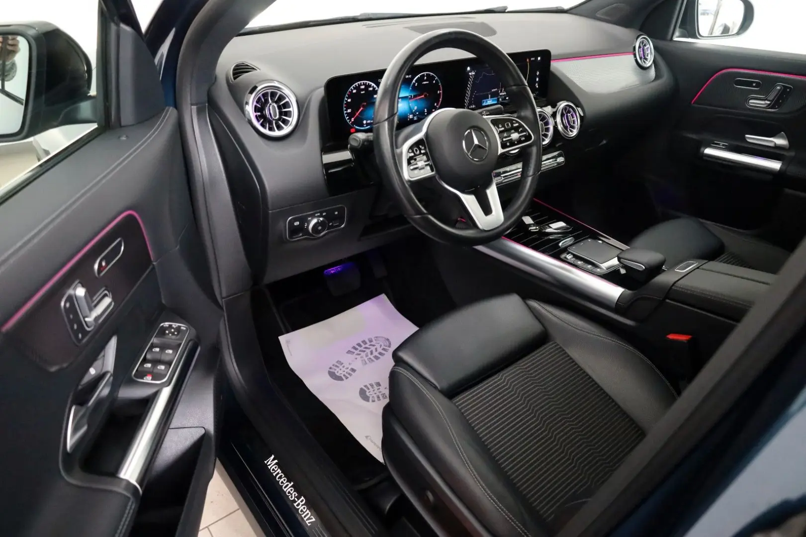 GLA 200d Style  4Matic NAVI LED T.Leder Pano