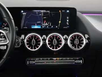 GLA 200d Style  4Matic NAVI LED T.Leder Pano