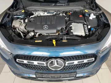 GLA 200d Style  4Matic NAVI LED T.Leder Pano
