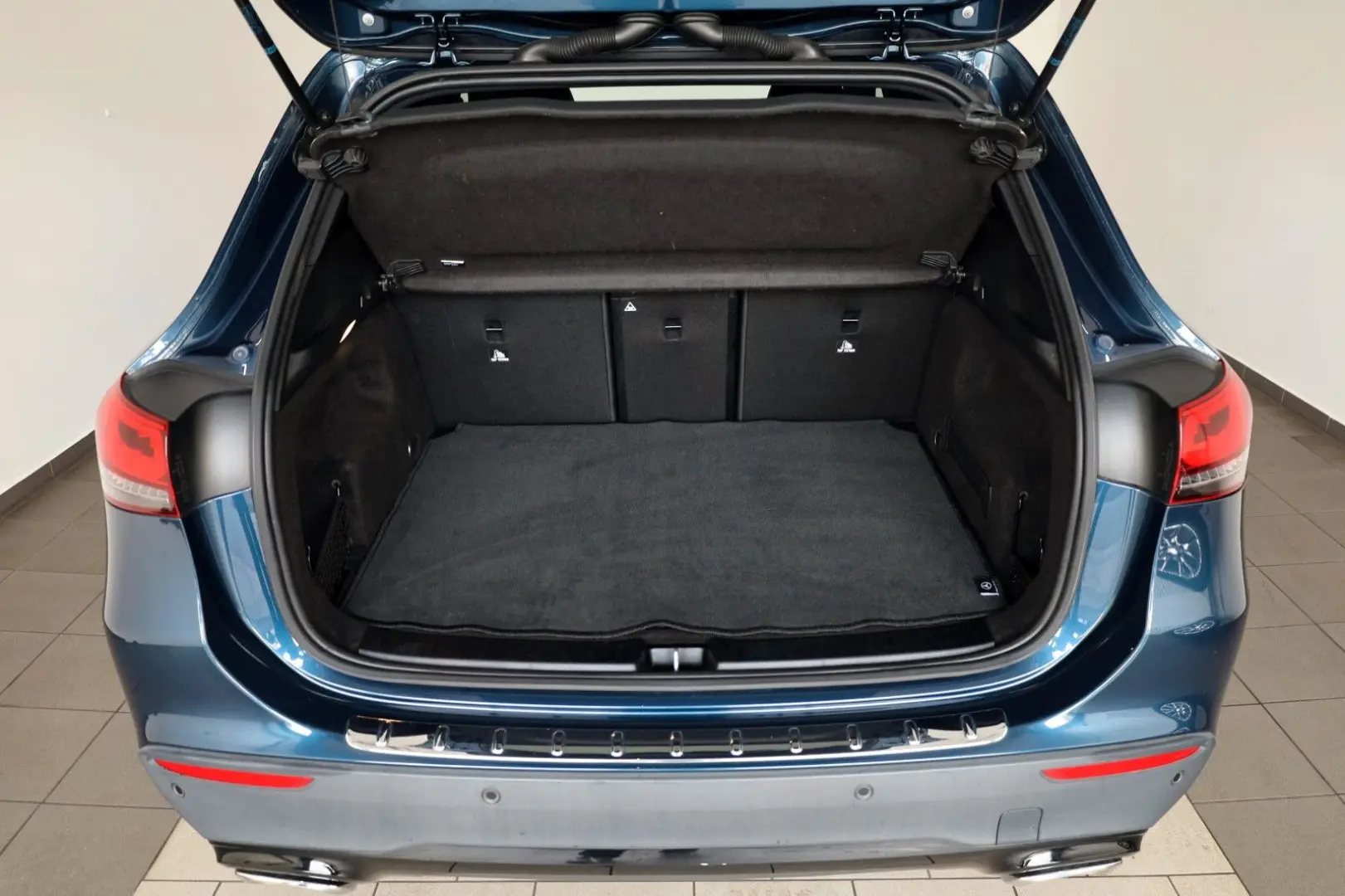 GLA 200d Style  4Matic NAVI LED T.Leder Pano