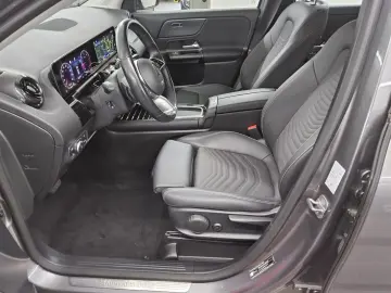 GLA 180 d Navi LED MBUX RFK Shz