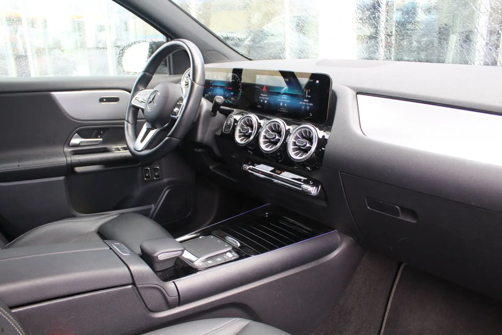 GLA 250 e Style  AHK LED KAMERA NAVI AMBIENTEB.