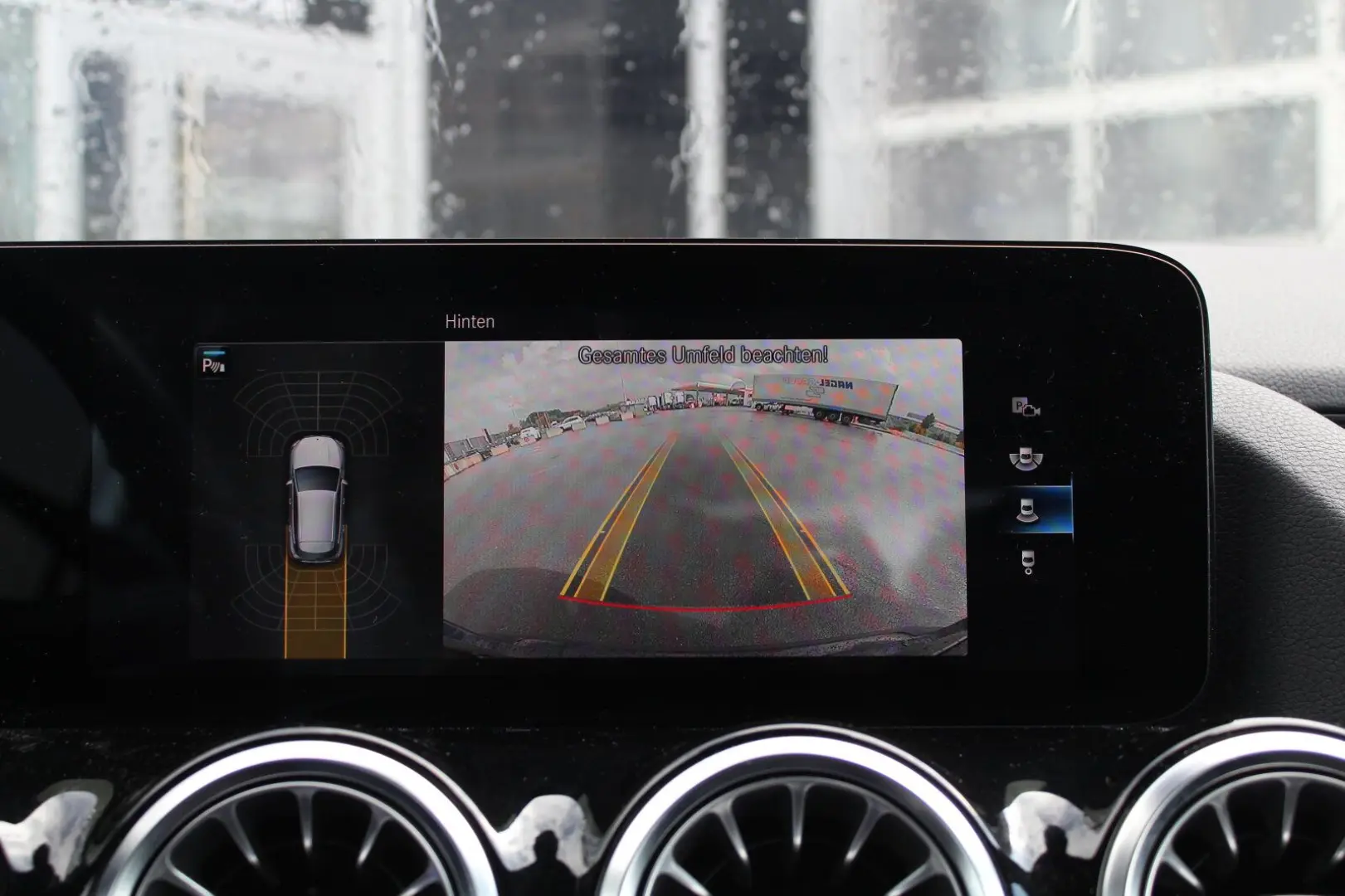 GLA 250 e Style  AHK LED KAMERA NAVI AMBIENTEB.