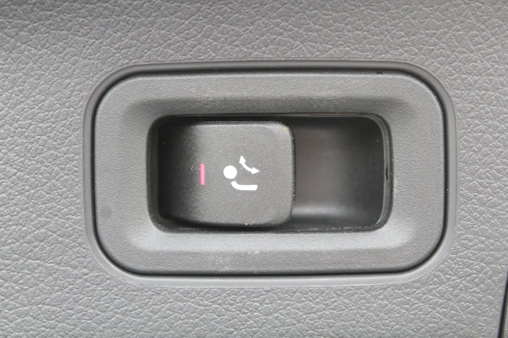 GLA 250 e Style  AHK LED KAMERA NAVI AMBIENTEB.