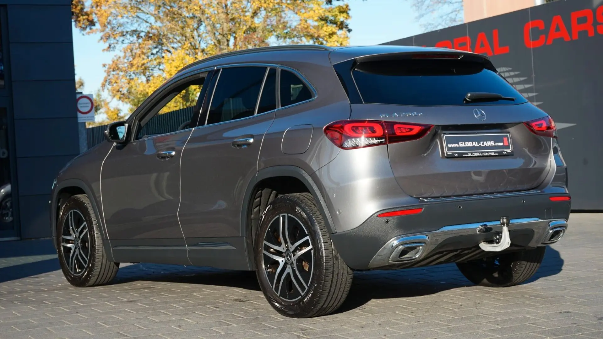 GLA 250 e PROGRESSIVE HUD ACC AHK