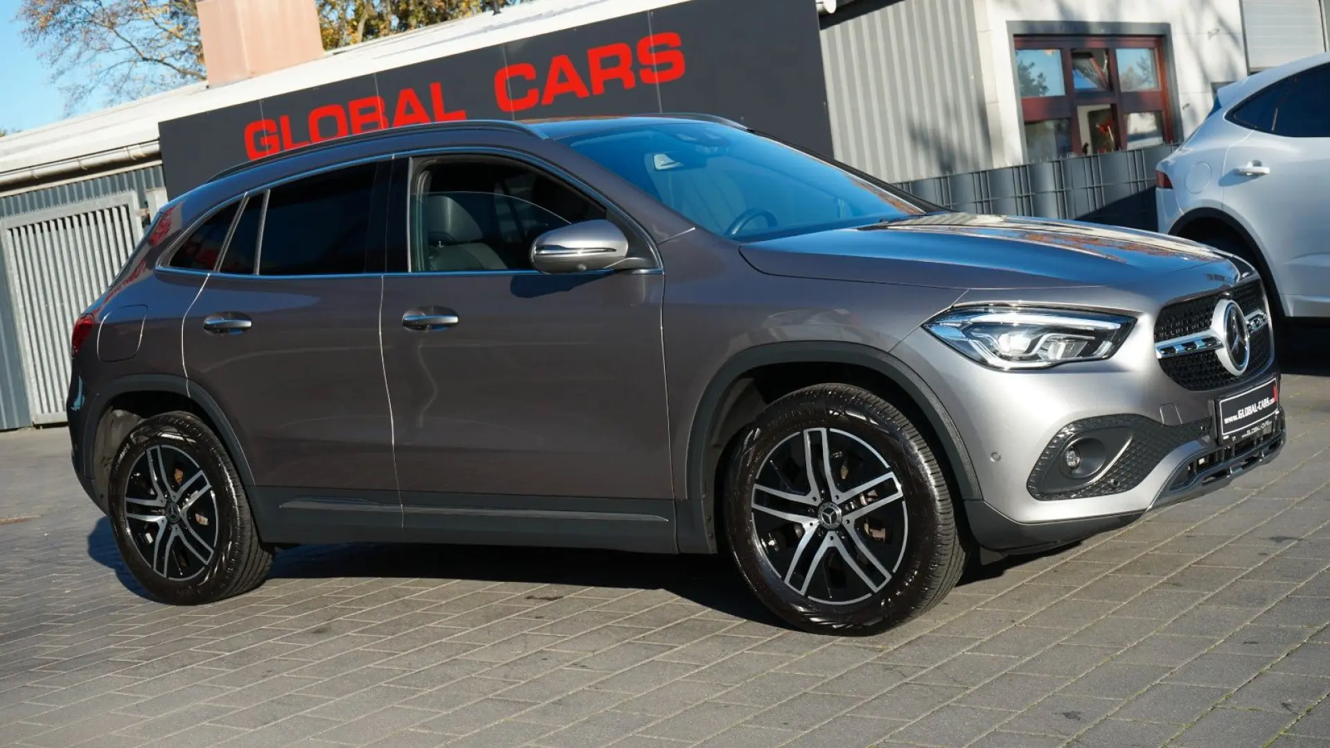 GLA 250 e PROGRESSIVE HUD ACC AHK