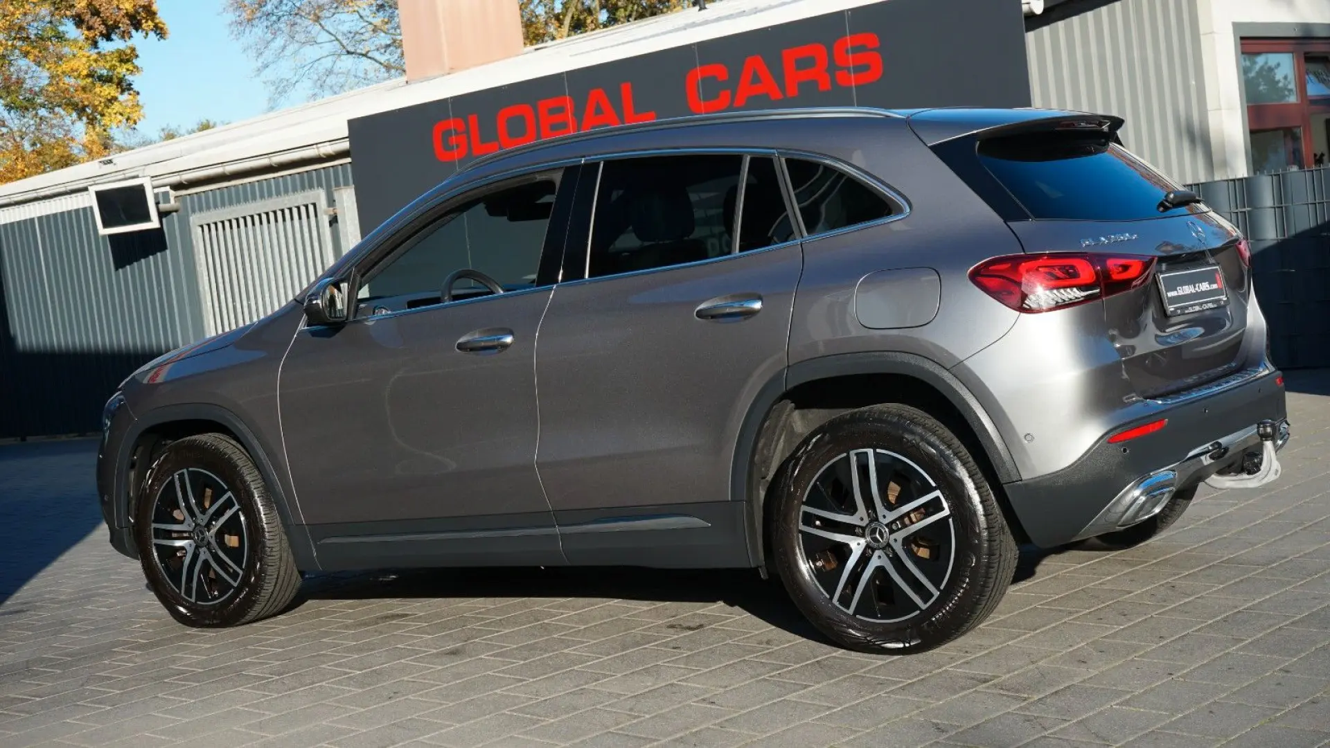 GLA 250 e PROGRESSIVE HUD ACC AHK