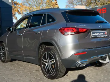 GLA 250 e PROGRESSIVE HUD ACC AHK