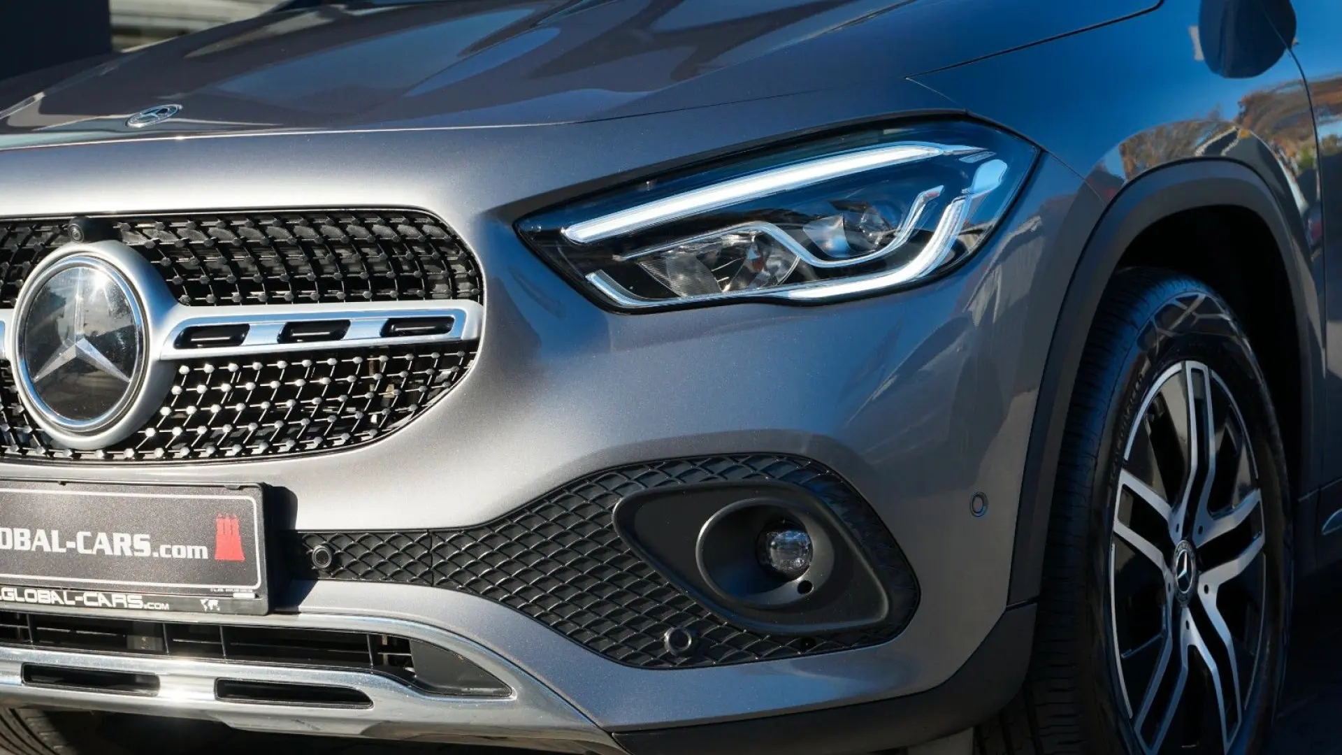 GLA 250 e PROGRESSIVE HUD ACC AHK