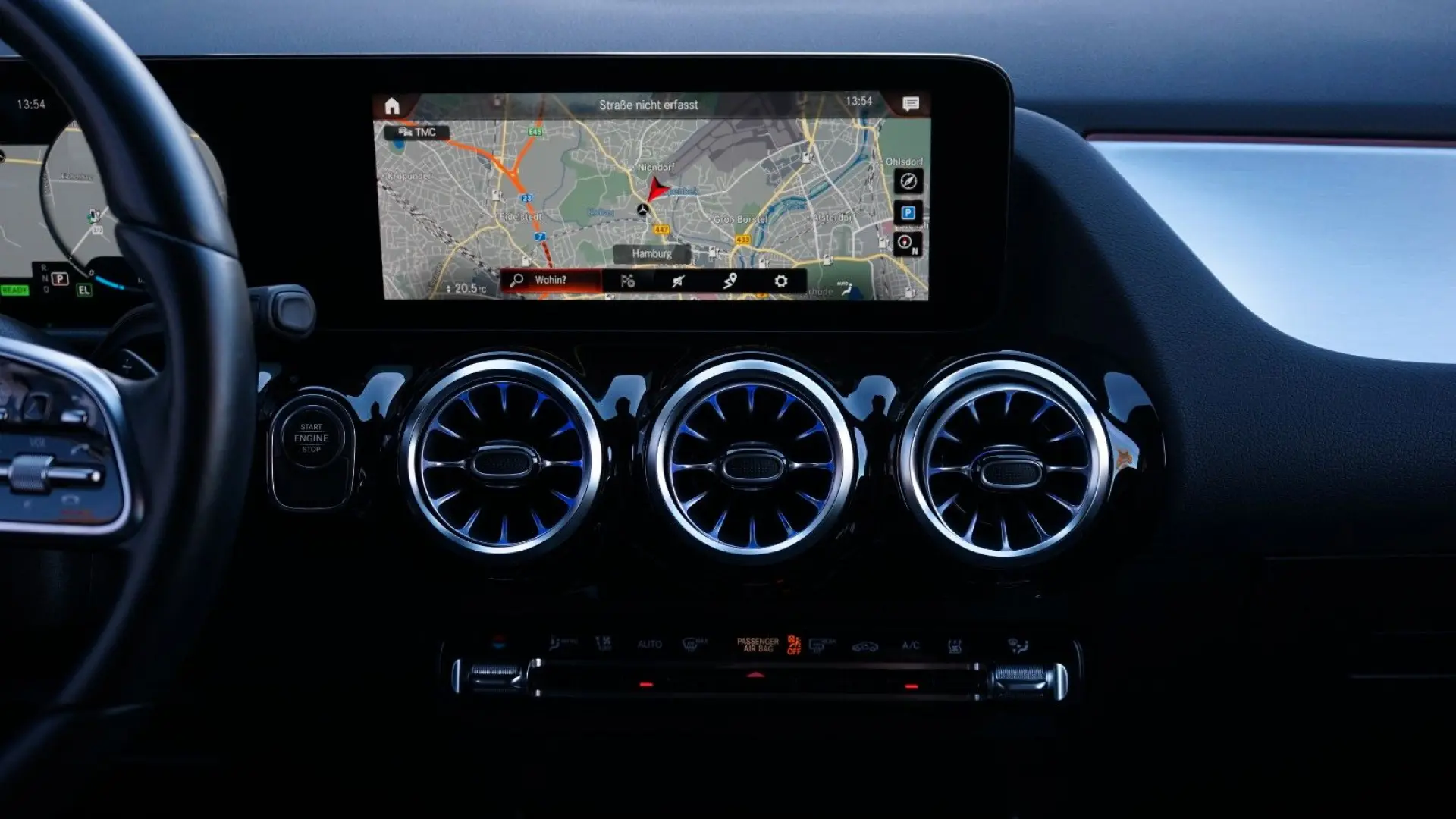 GLA 250 e PROGRESSIVE HUD ACC AHK