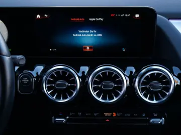 GLA 250 e PROGRESSIVE HUD ACC AHK