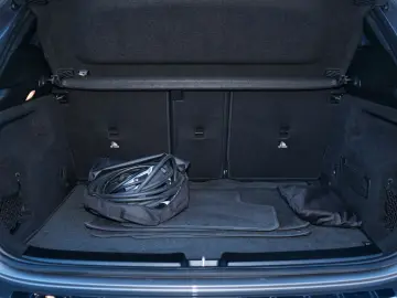 GLA 250 e PROGRESSIVE HUD ACC AHK