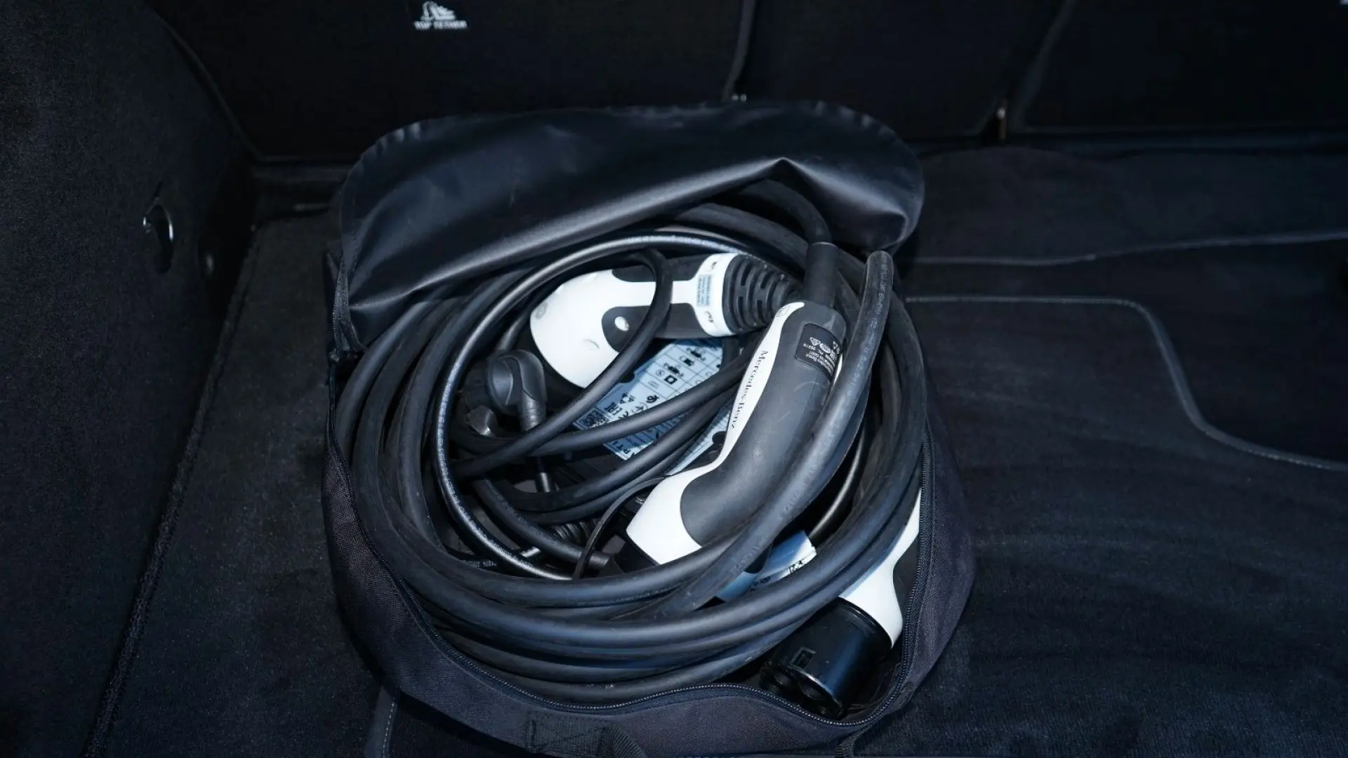 GLA 250 e PROGRESSIVE HUD ACC AHK