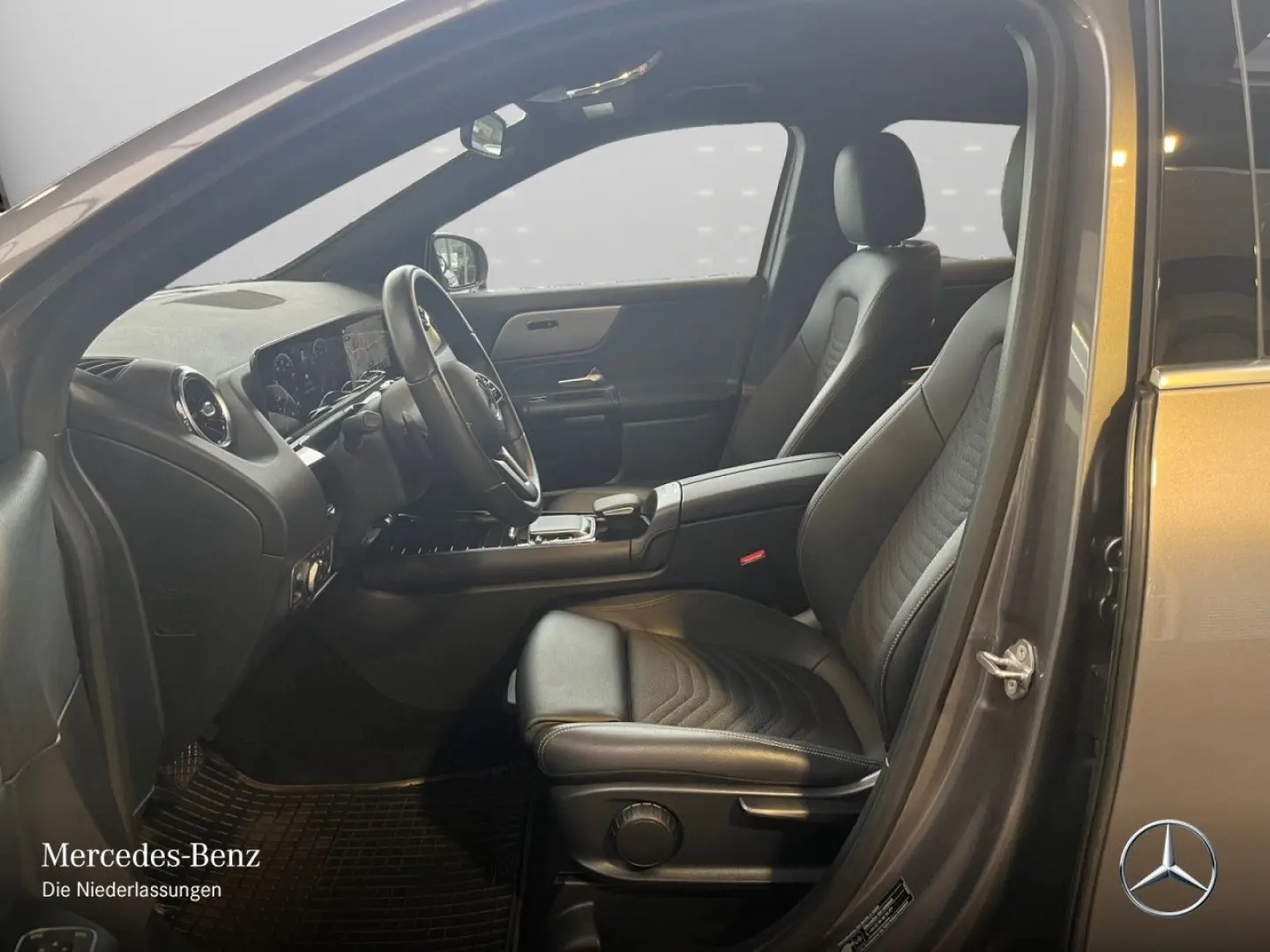 GLA 200 d Style MBeam AHK Kamera Voldig AugmReal