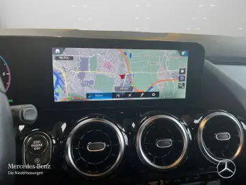 GLA 200 d Style MBeam AHK Kamera Voldig AugmReal