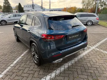 GLA 200 Keyless-Go Panorama Rückfahrkamera