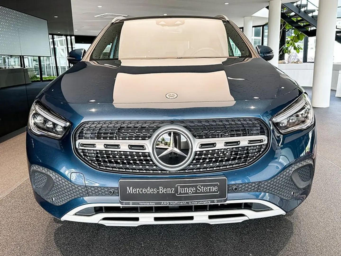 GLA 250 e STYLE MULTIB PANO AHK DISTRONIC KAMERA