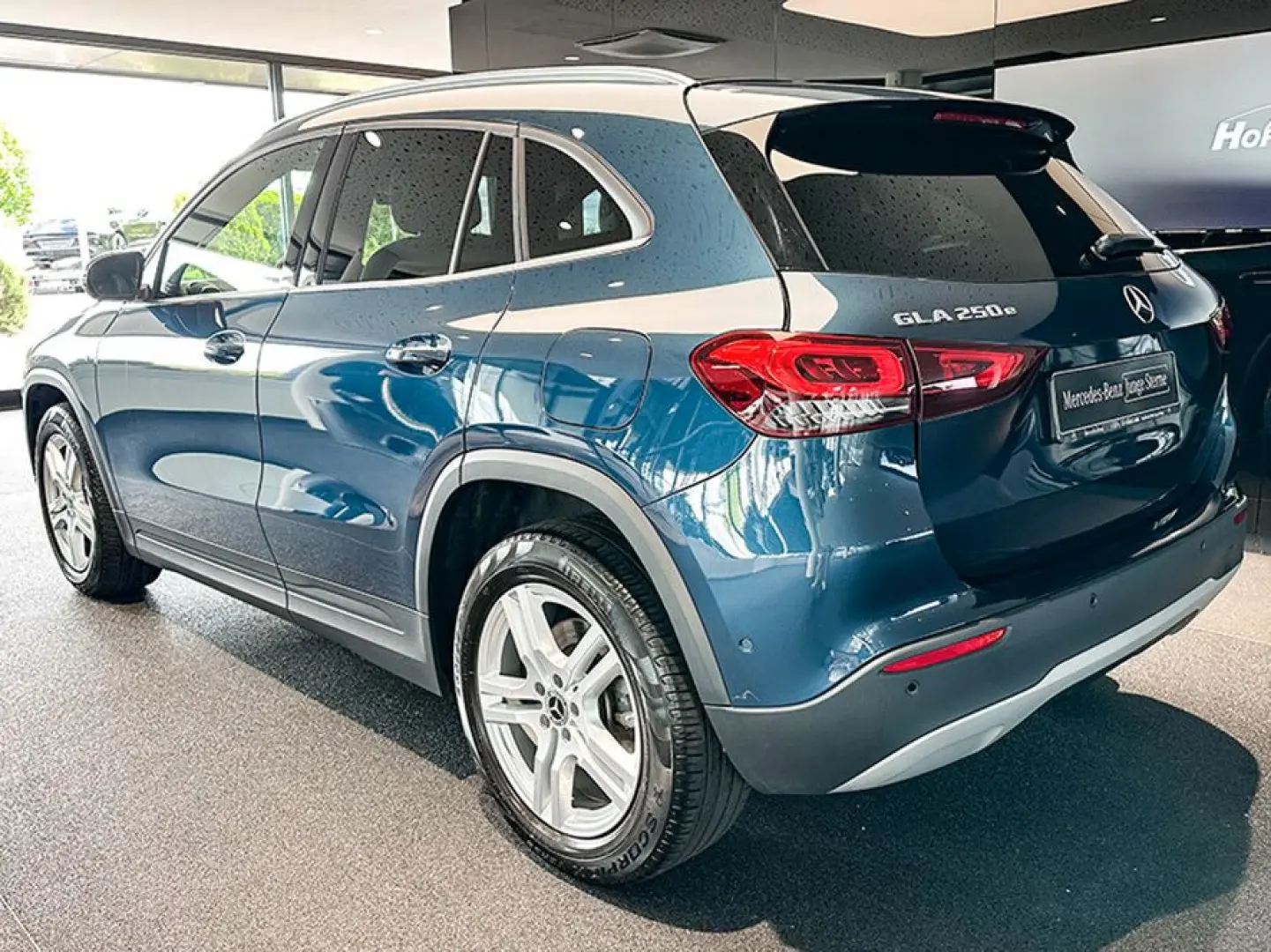 GLA 250 e STYLE MULTIB PANO AHK DISTRONIC KAMERA