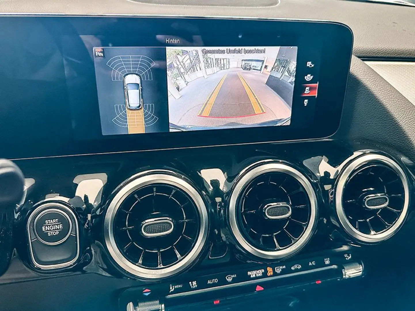 GLA 250 e STYLE MULTIB PANO AHK DISTRONIC KAMERA