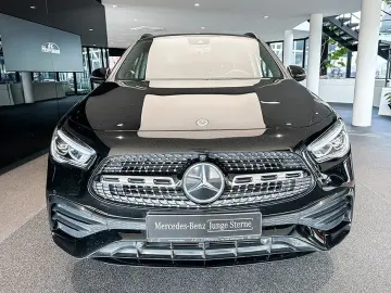 GLA 250 e AMG NIGHT LED AHK MBUX THERMOTRONIC