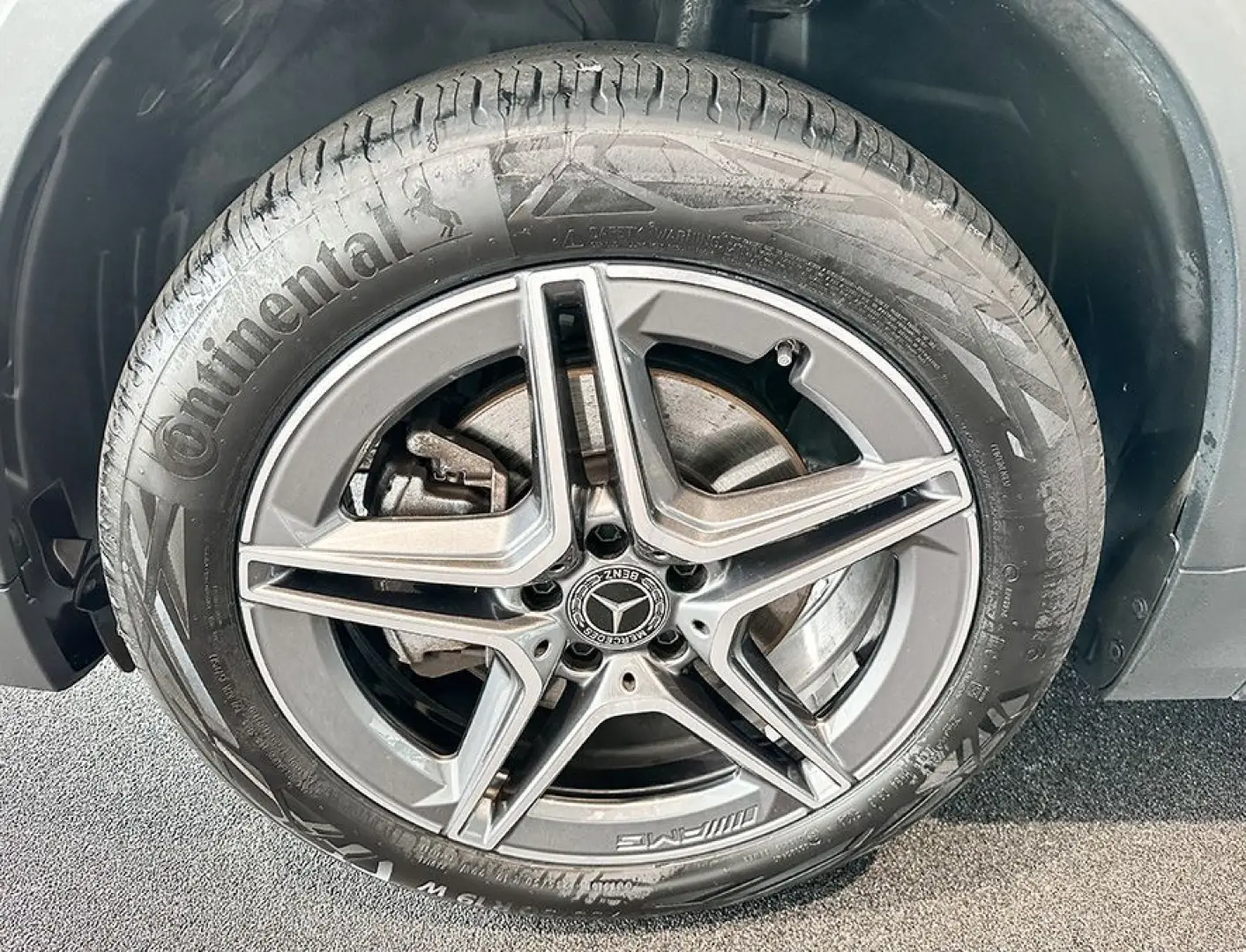 GLA 250 e AMG NIGHT LED AHK MBUX THERMOTRONIC