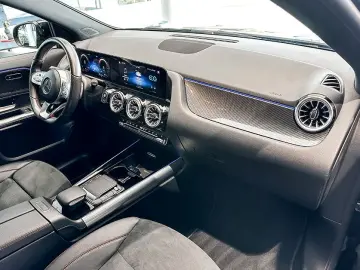 GLA 250 e AMG NIGHT LED AHK MBUX THERMOTRONIC