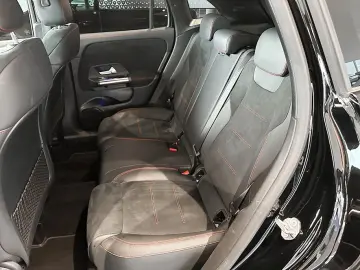 GLA 250 e AMG NIGHT LED AHK MBUX THERMOTRONIC